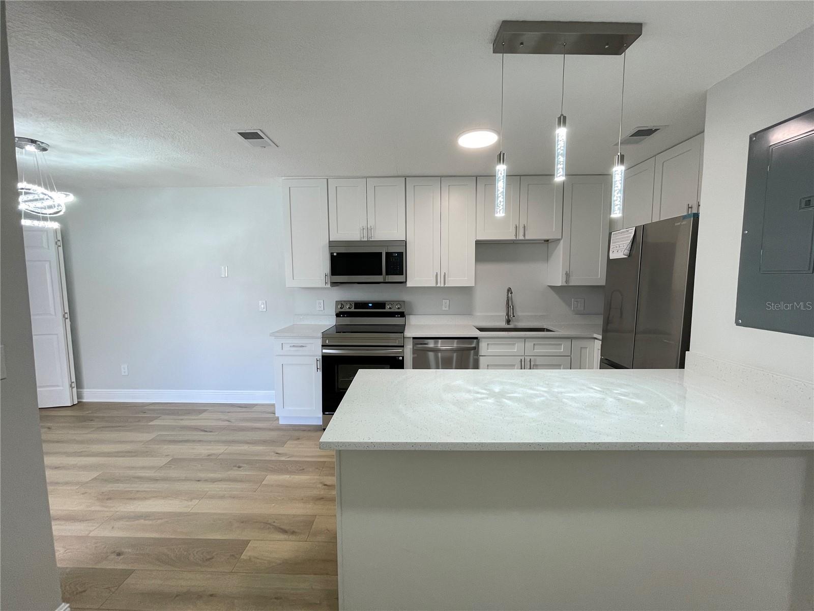 VILLAS CYPRESS CREEK CONDO - Residential