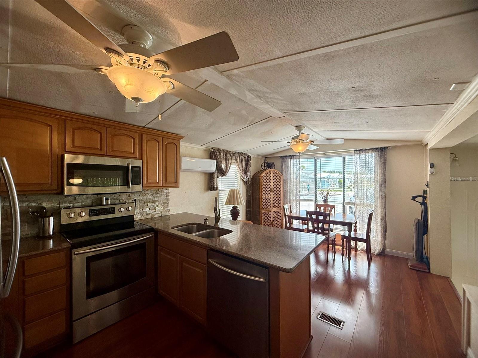 CENTER CREST R V PARK - Residential