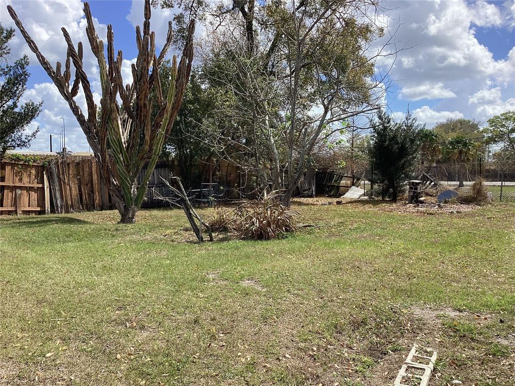 Photo of 642 20th Street, Orlando, FL 32805 (MLS # O6392789)