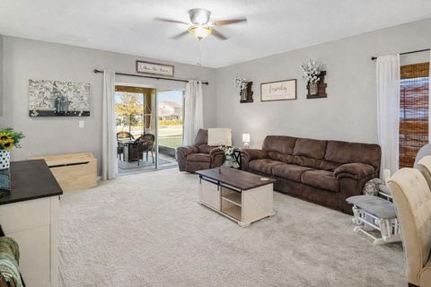 Tiny photo for 9760 Kinmore Drive, Groveland, FL 34736 (MLS # O6395158)