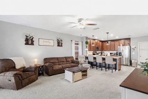 Tiny photo for 9760 Kinmore Drive, Groveland, FL 34736 (MLS # O6395158)