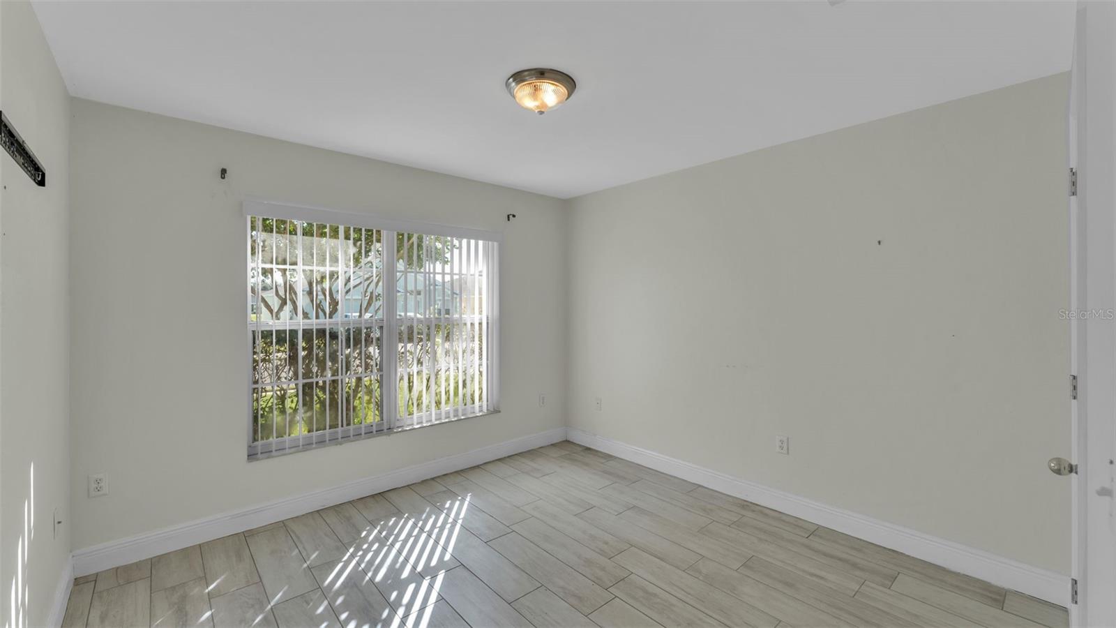 TWIN LAKES AT CHRISTINA PH 02 - Residential