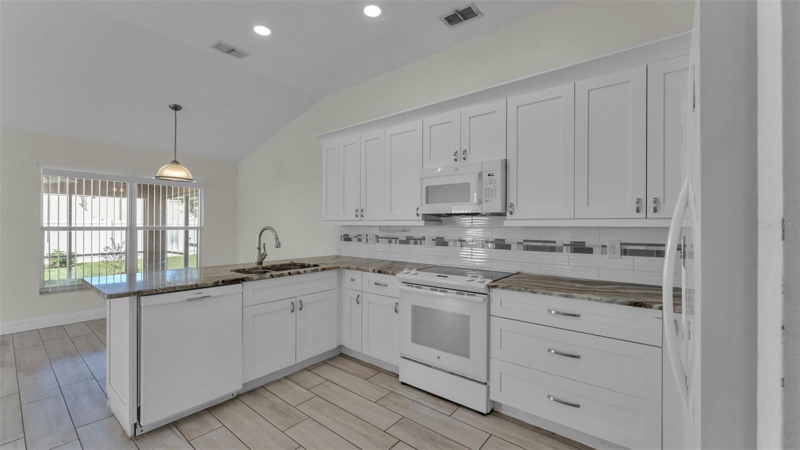 TWIN LAKES AT CHRISTINA PH 02 - Residential