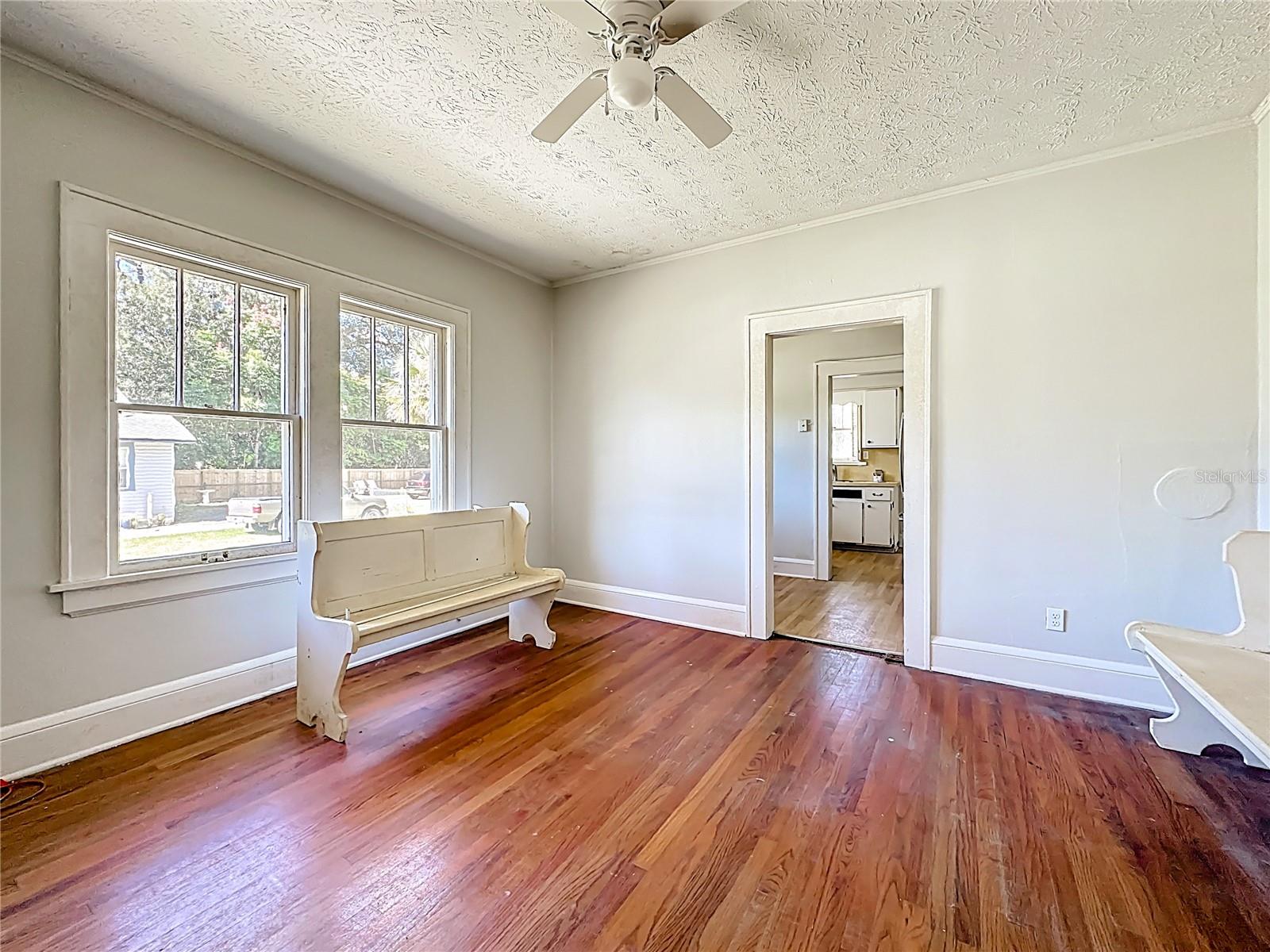 MURRAY HILLS HEIGHTS - Residential