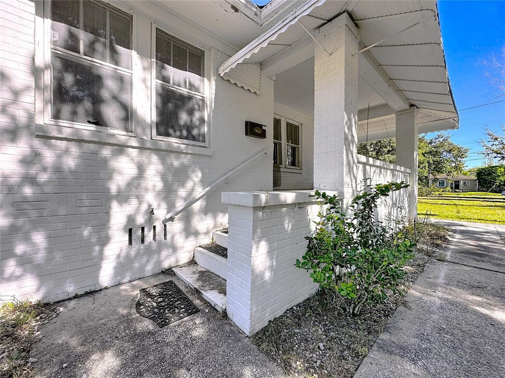 Photo of 943 Ingleside Avenue, Jacksonville, FL 32205 (MLS # L4956576)