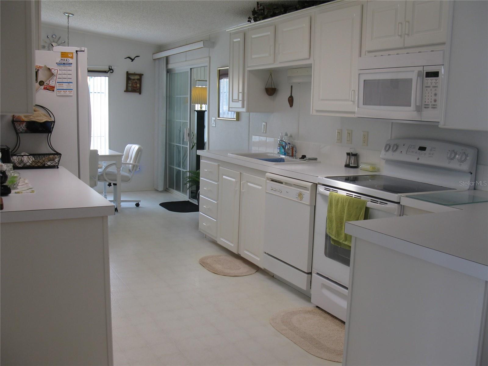 SWEETWATER GOLF & TENNIS CLUB ADD 01 - Residential