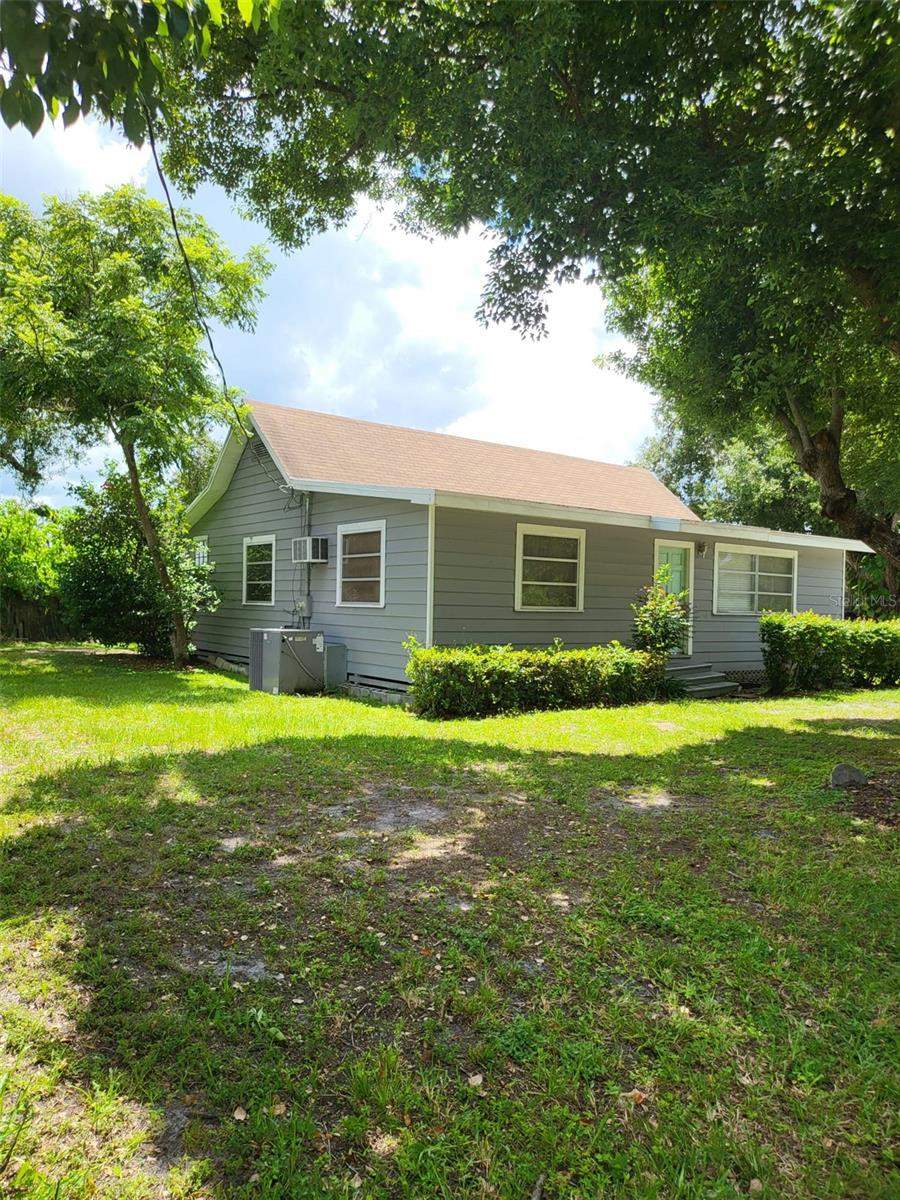 Photo of 906 E Gibson Street, Arcadia, FL 34266 (MLS # C7531732)
