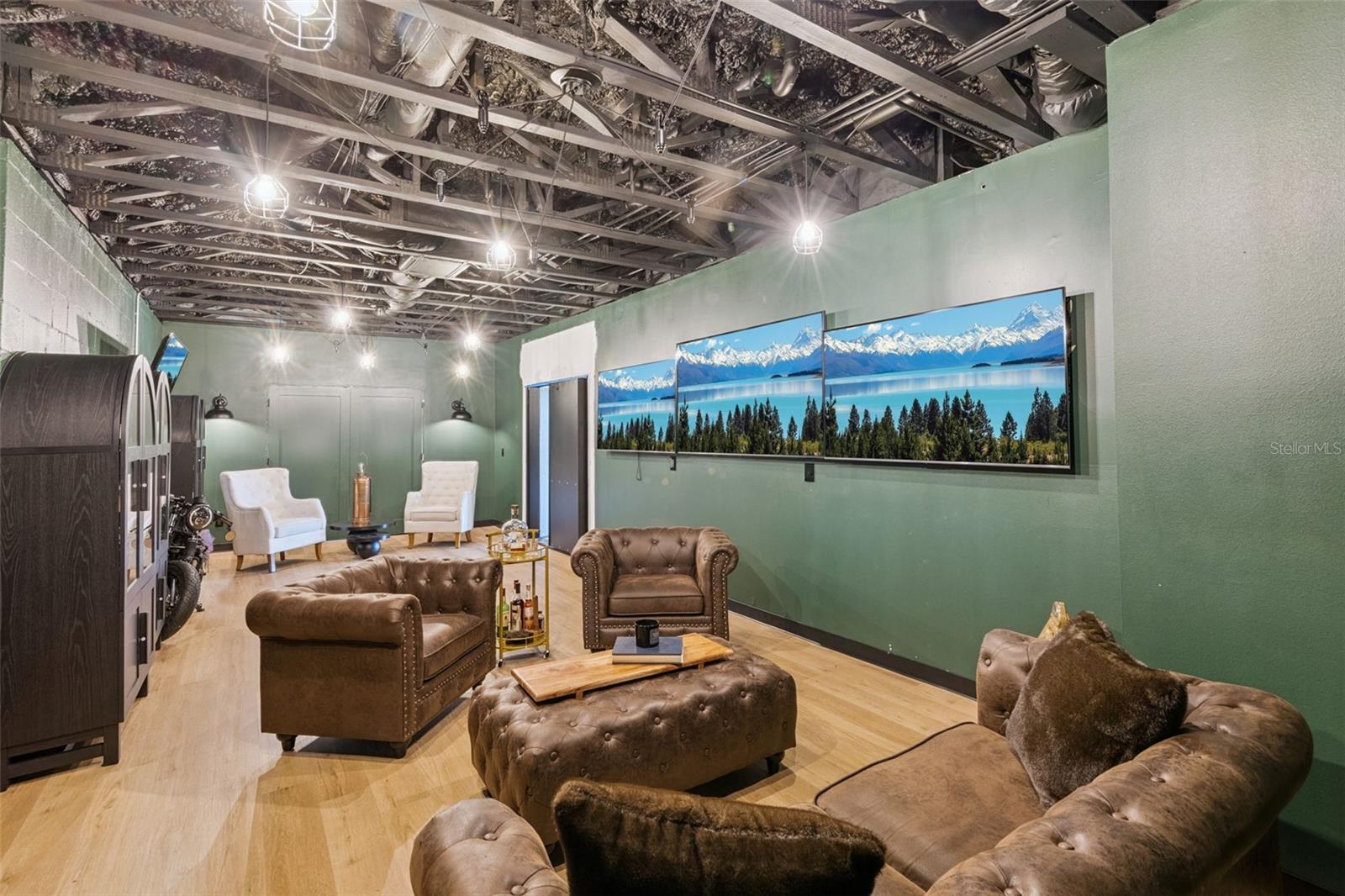 LAKE FISCHER ESTATES - Residential