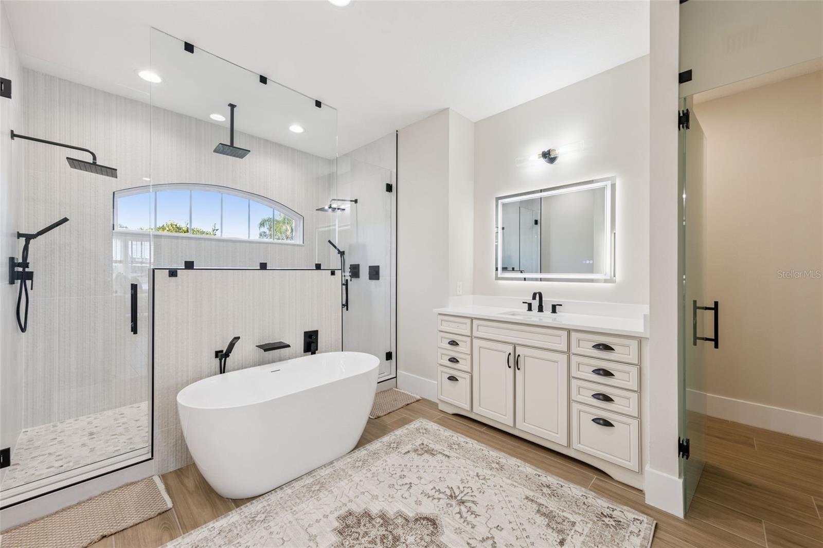 LAKE FISCHER ESTATES - Residential