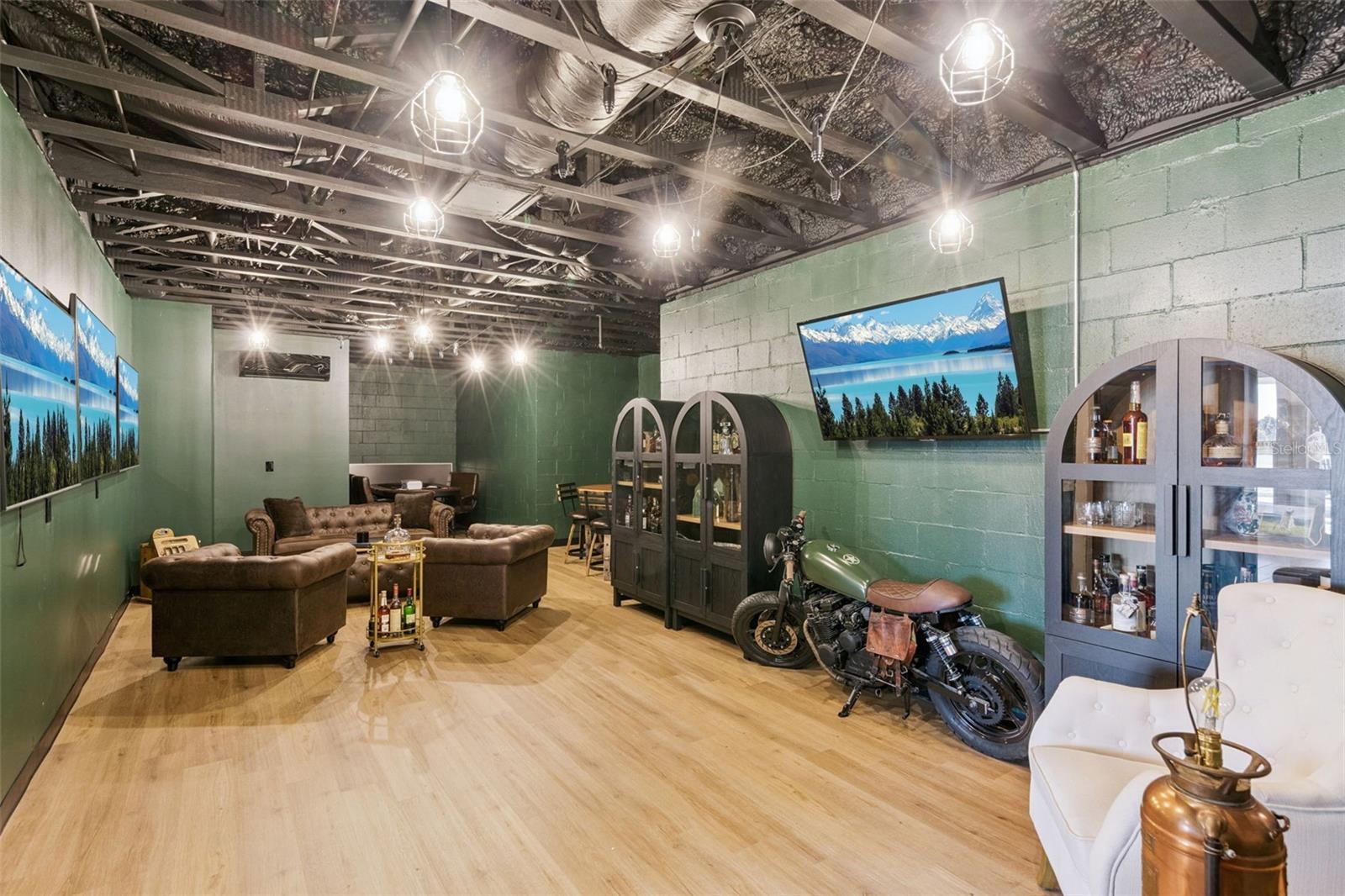 LAKE FISCHER ESTATES - Residential