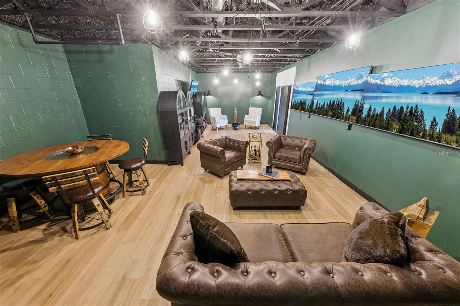 LAKE FISCHER ESTATES - Residential