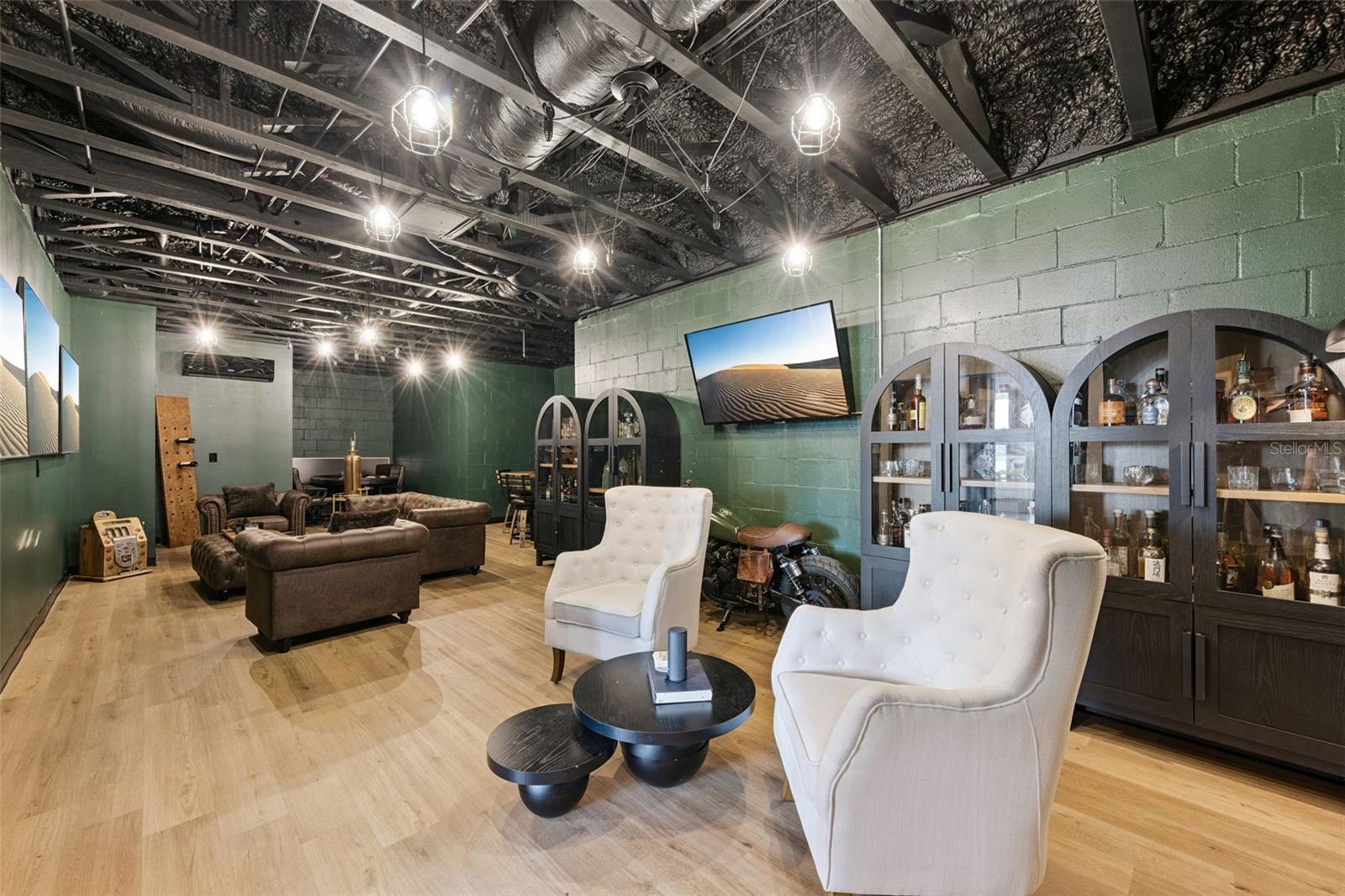 LAKE FISCHER ESTATES - Residential