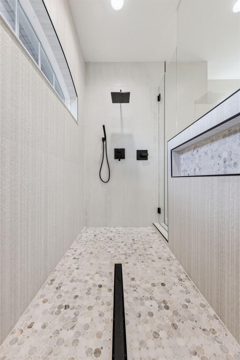 LAKE FISCHER ESTATES - Residential