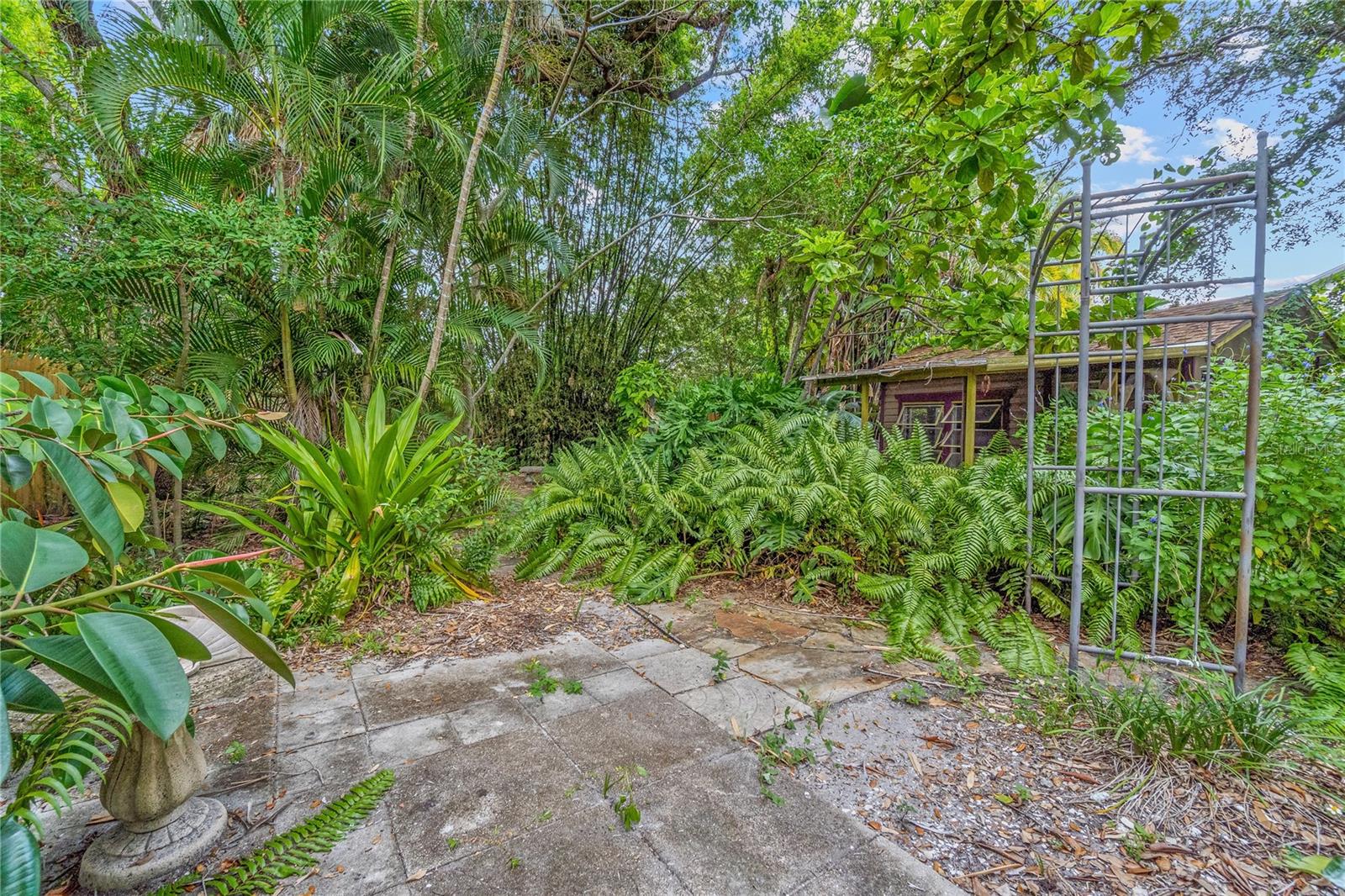 J H HUMPHRIES - Residential