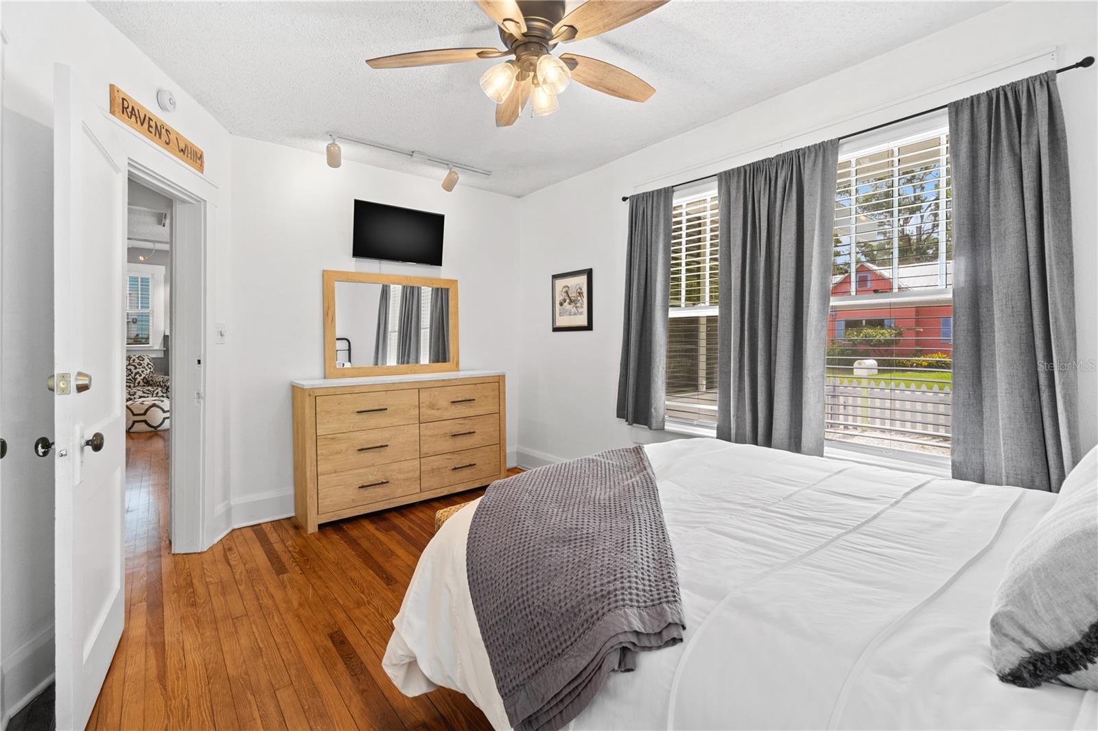 J H HUMPHRIES - Residential