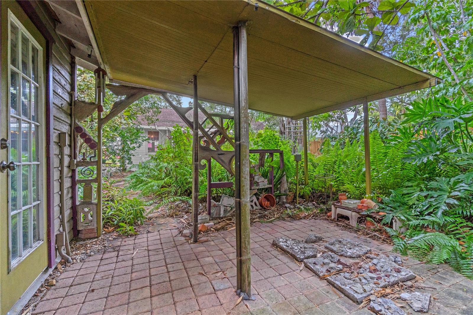 J H HUMPHRIES - Residential