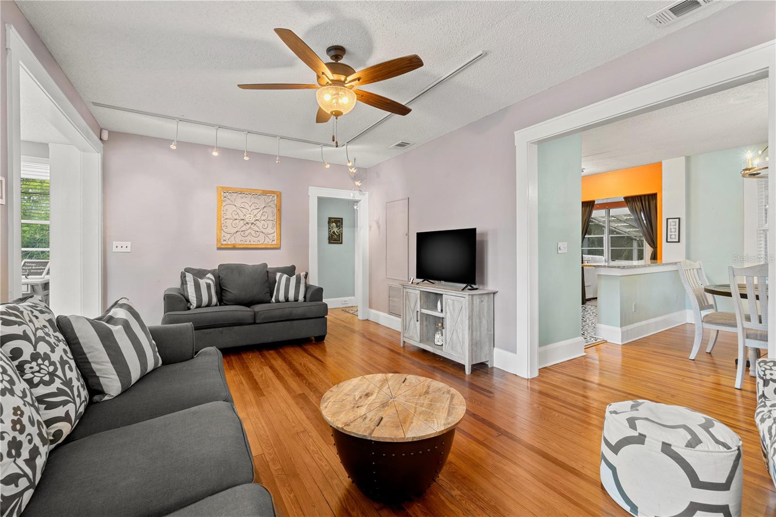 J H HUMPHRIES - Residential