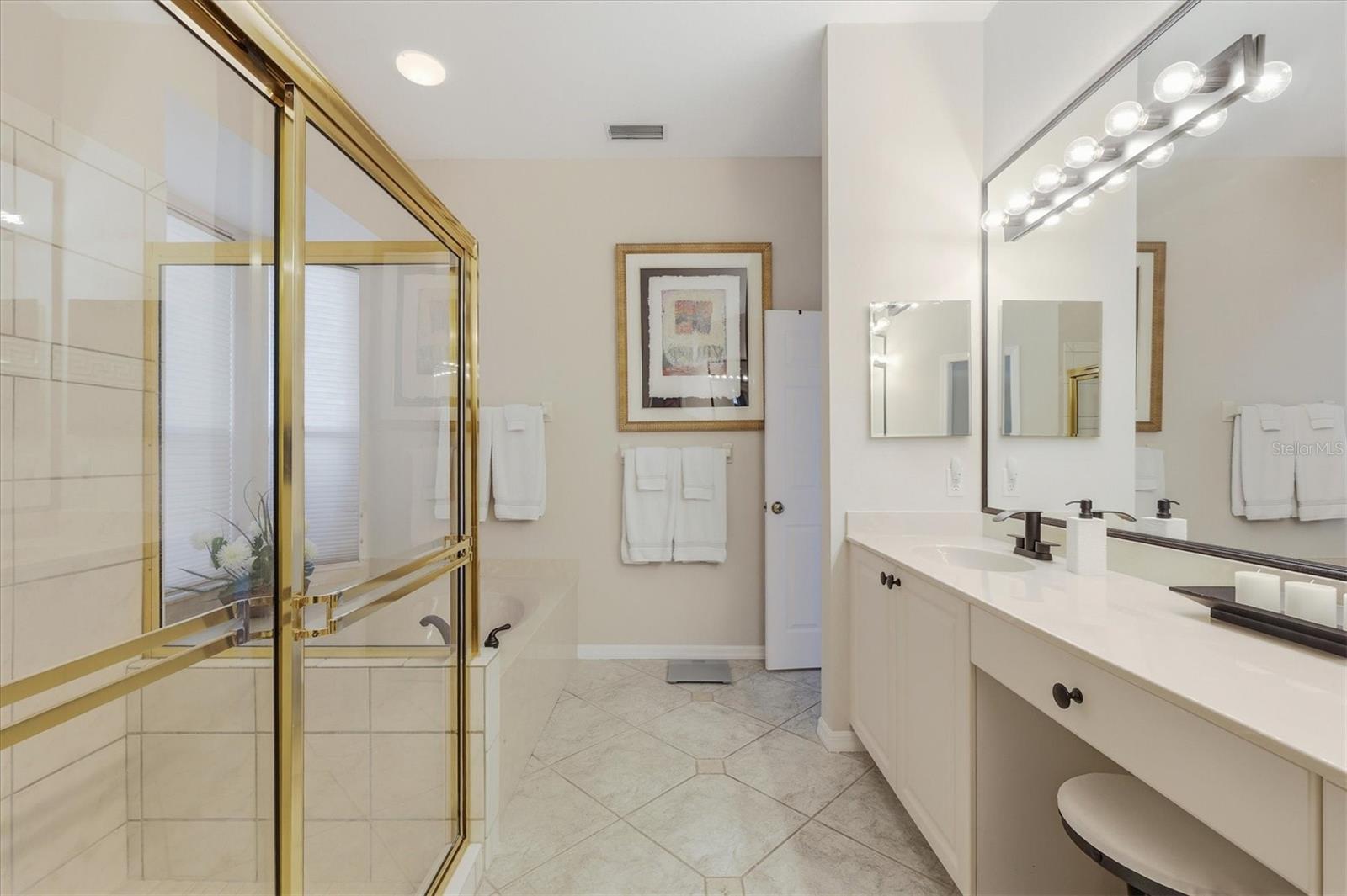 UNIVERSITY PARK - Residential