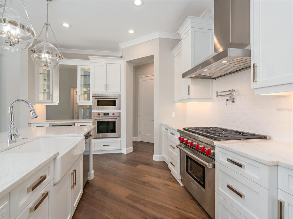 OYSTER BAY ESTATES - Residential