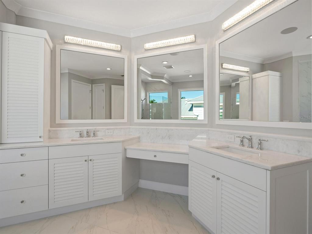 OYSTER BAY ESTATES - Residential