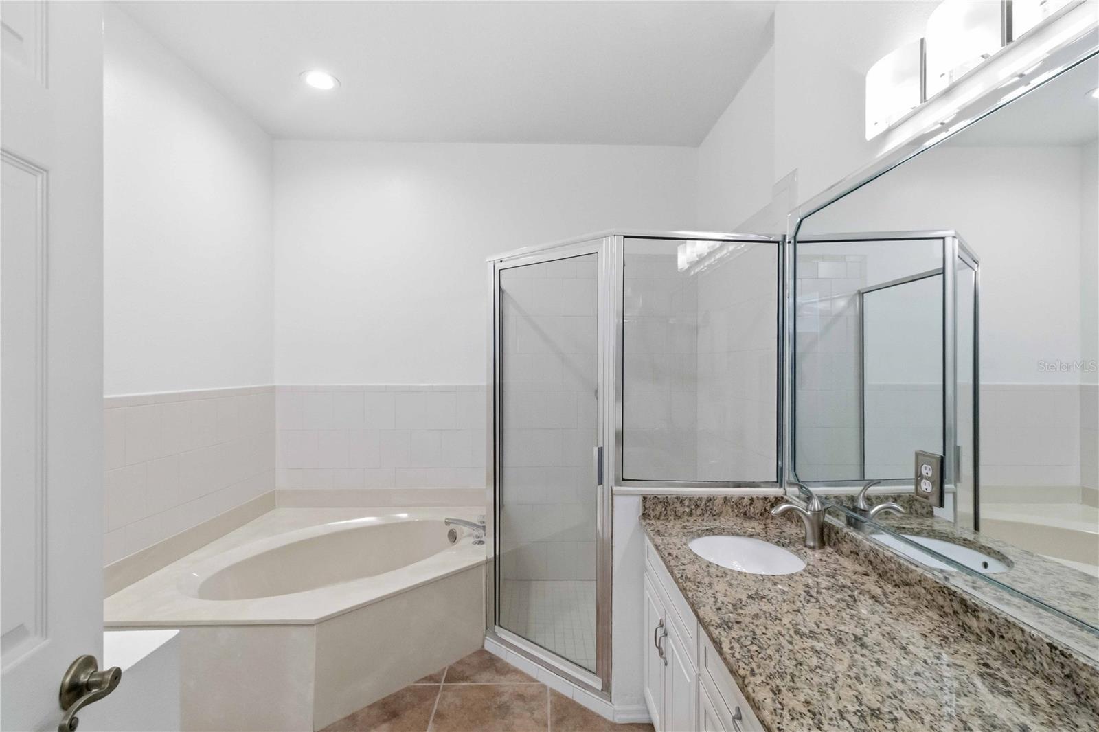THE PRESERVE A CONDO - Residential