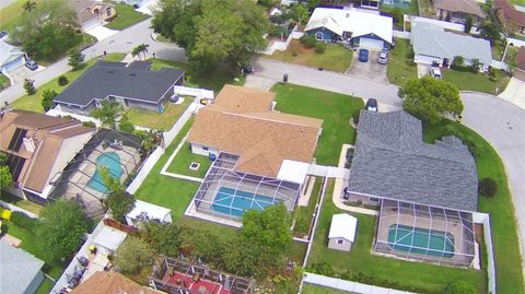 A home in WINTER HAVEN