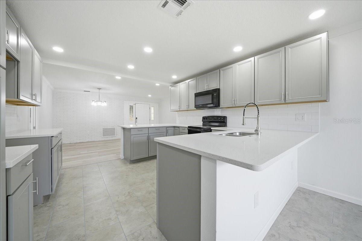 HICKORY HILL UNIT 01 - Residential