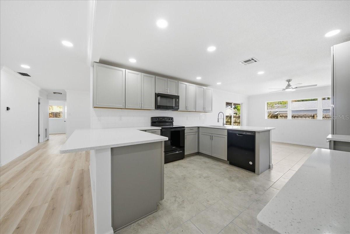 HICKORY HILL UNIT 01 - Residential