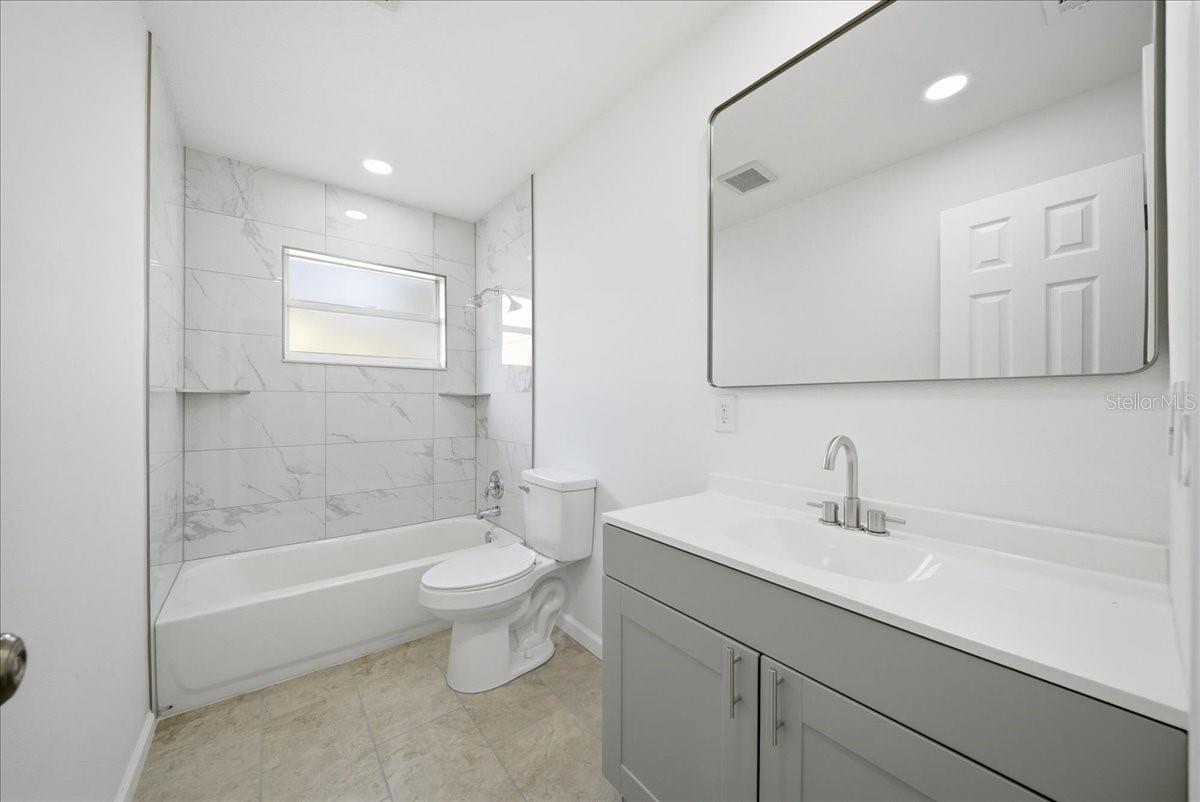 HICKORY HILL UNIT 01 - Residential