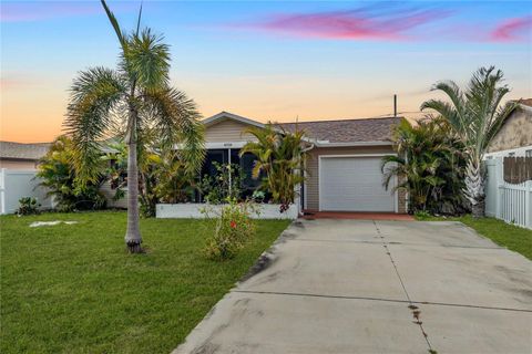 Photo of 8318 76th Avenue, Seminole, FL 33777 (MLS # TB8490529)