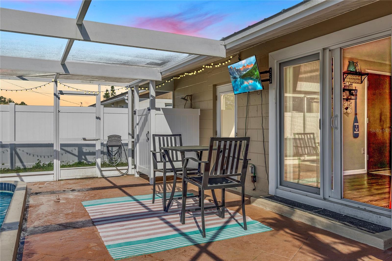 BAYOU MANOR 1ST ADD - Residential