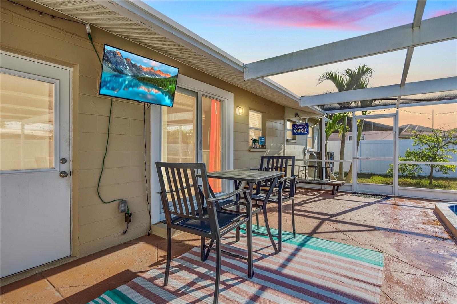 BAYOU MANOR 1ST ADD - Residential