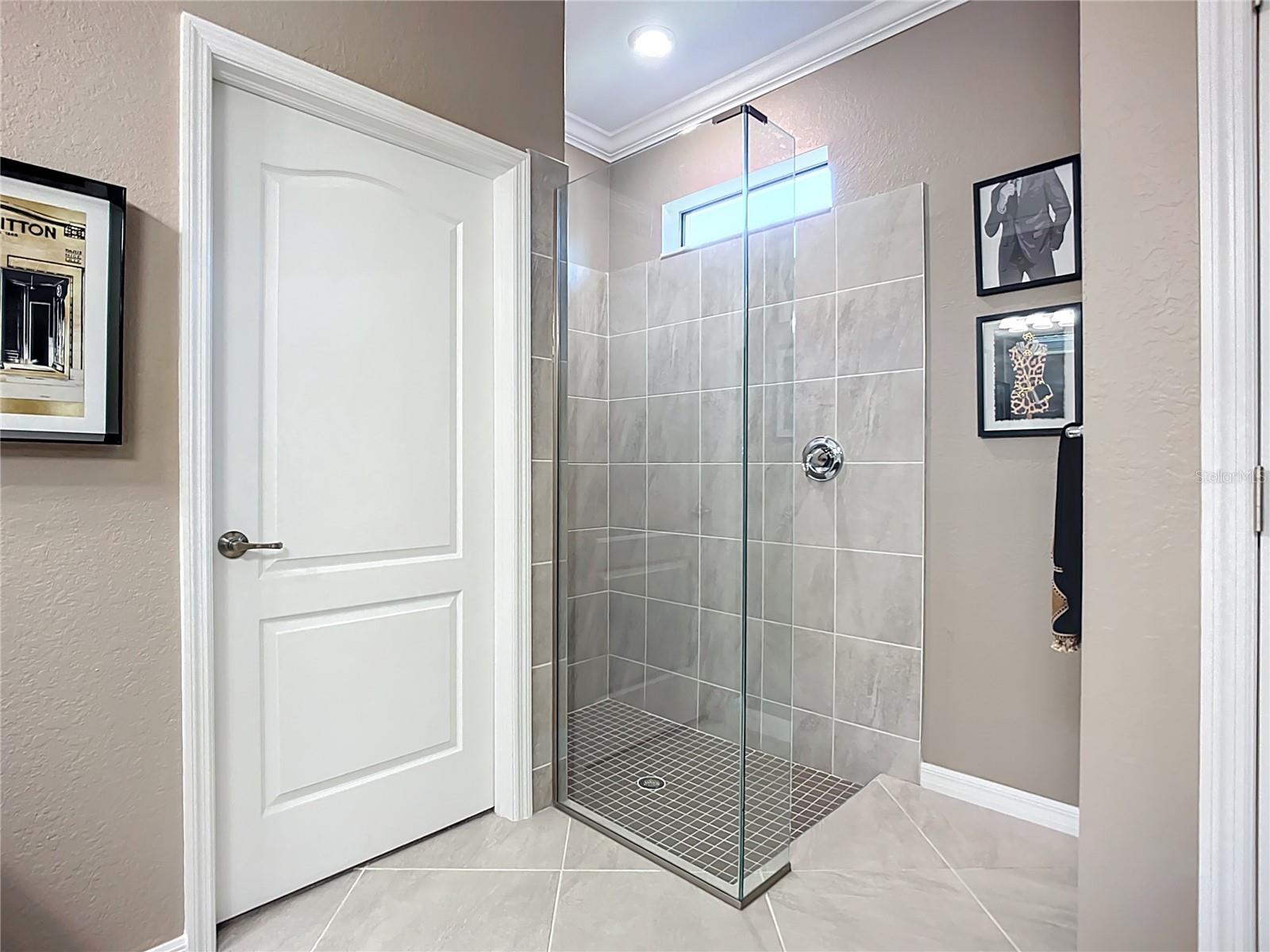 SARASOTA NATIONAL PH 13-B - Residential Lease