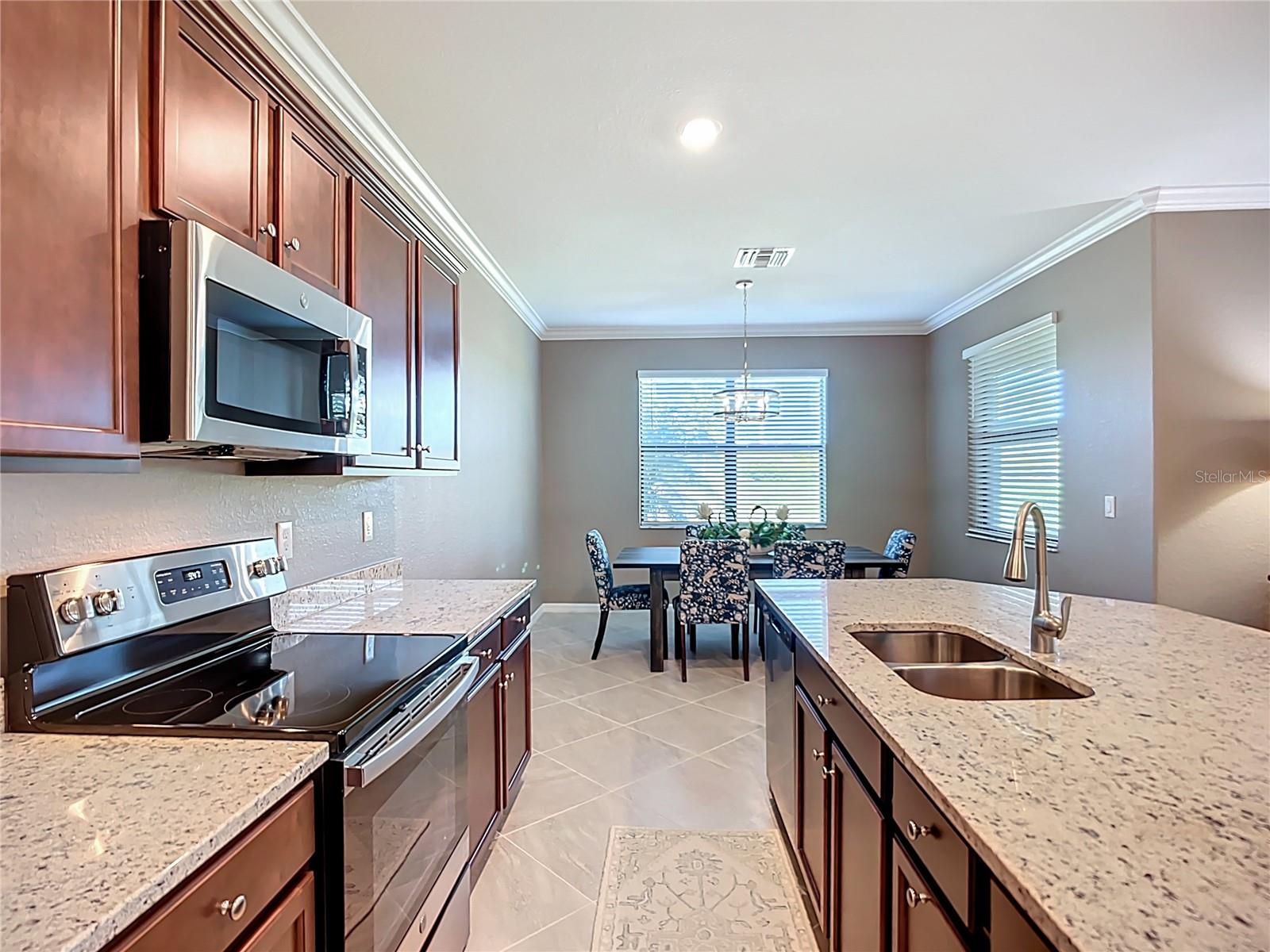SARASOTA NATIONAL PH 13-B - Residential Lease