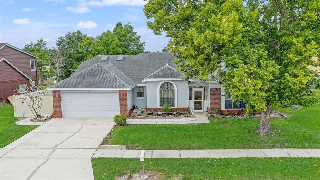 Photo of 2358 Oldfield Drive, Orlando, FL 32837 (MLS # O6412731)