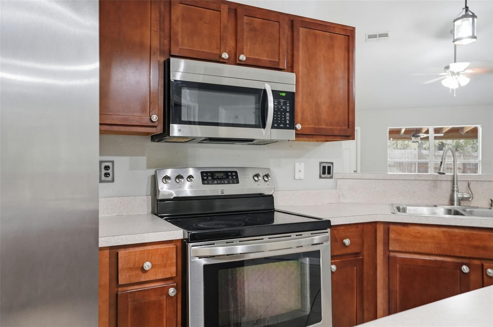 SPRING HILL - Residential