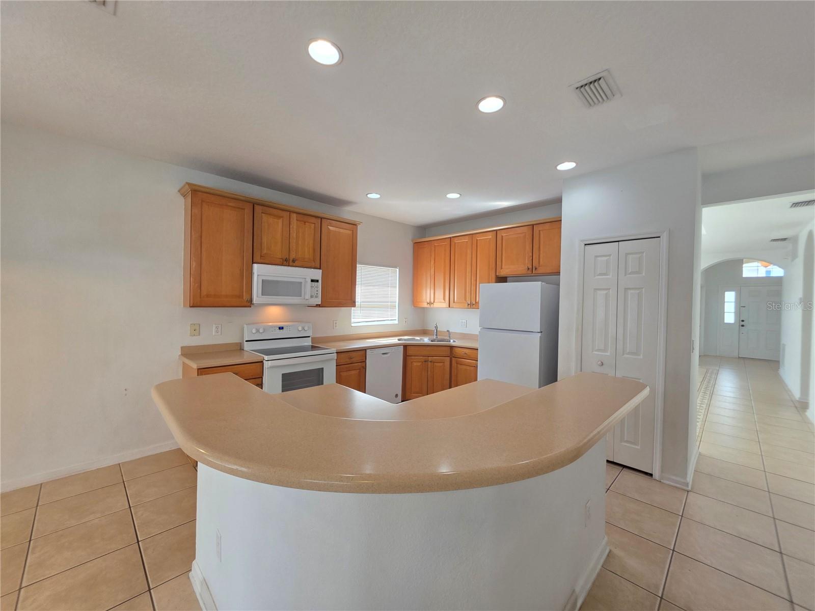 1527 DERBY GLEN DRIVE