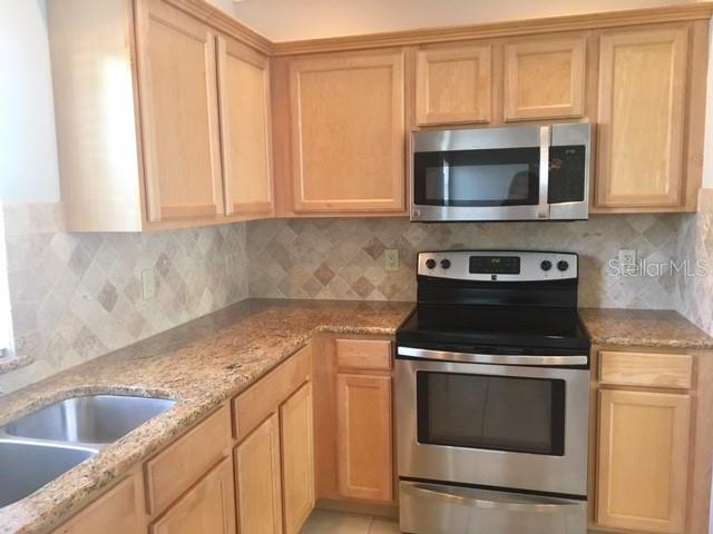 CELEBRAYION EAST VILLAGE UN 03 - Residential Lease