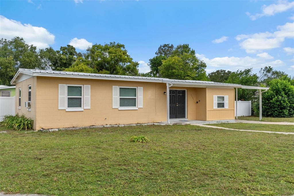 Photo of 7121 Catalina Street, Spring Hill, FL 34606 (MLS # W7890103)
