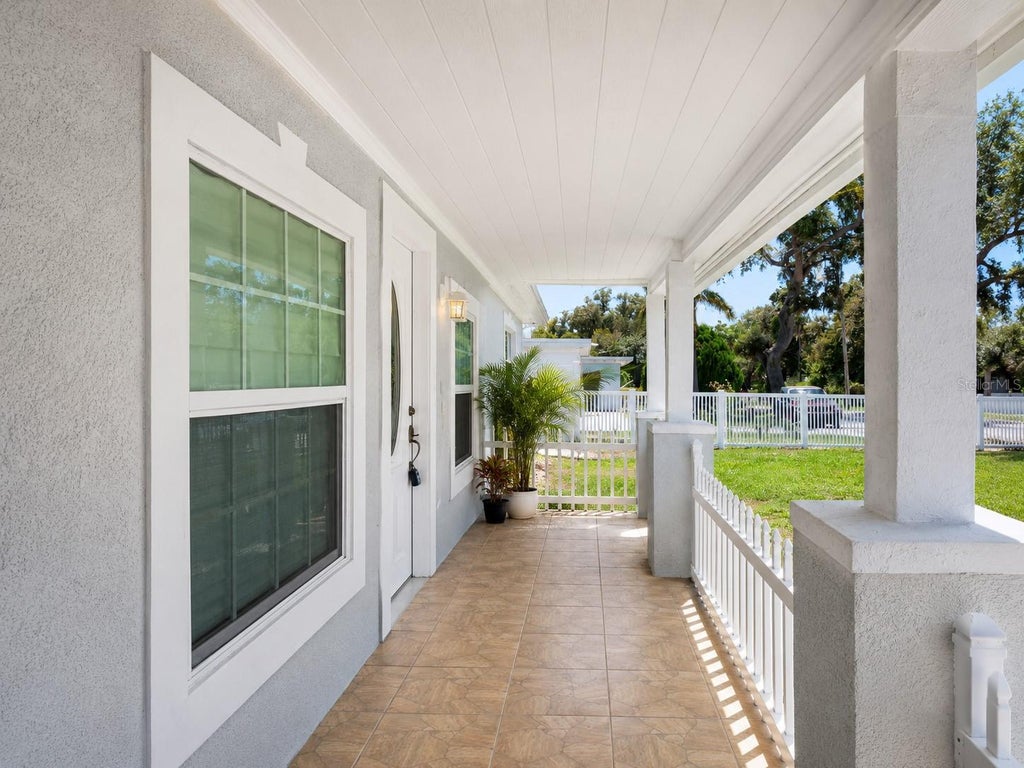 Photo of 7413 N Arrawana Avenue, Tampa, FL 33614 (MLS # O6432553)