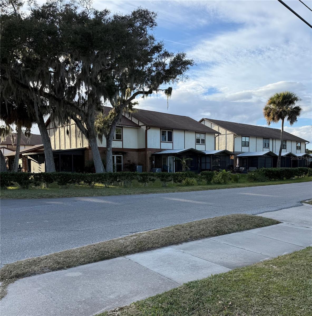 VILLA VERDE SOUTH - Residential