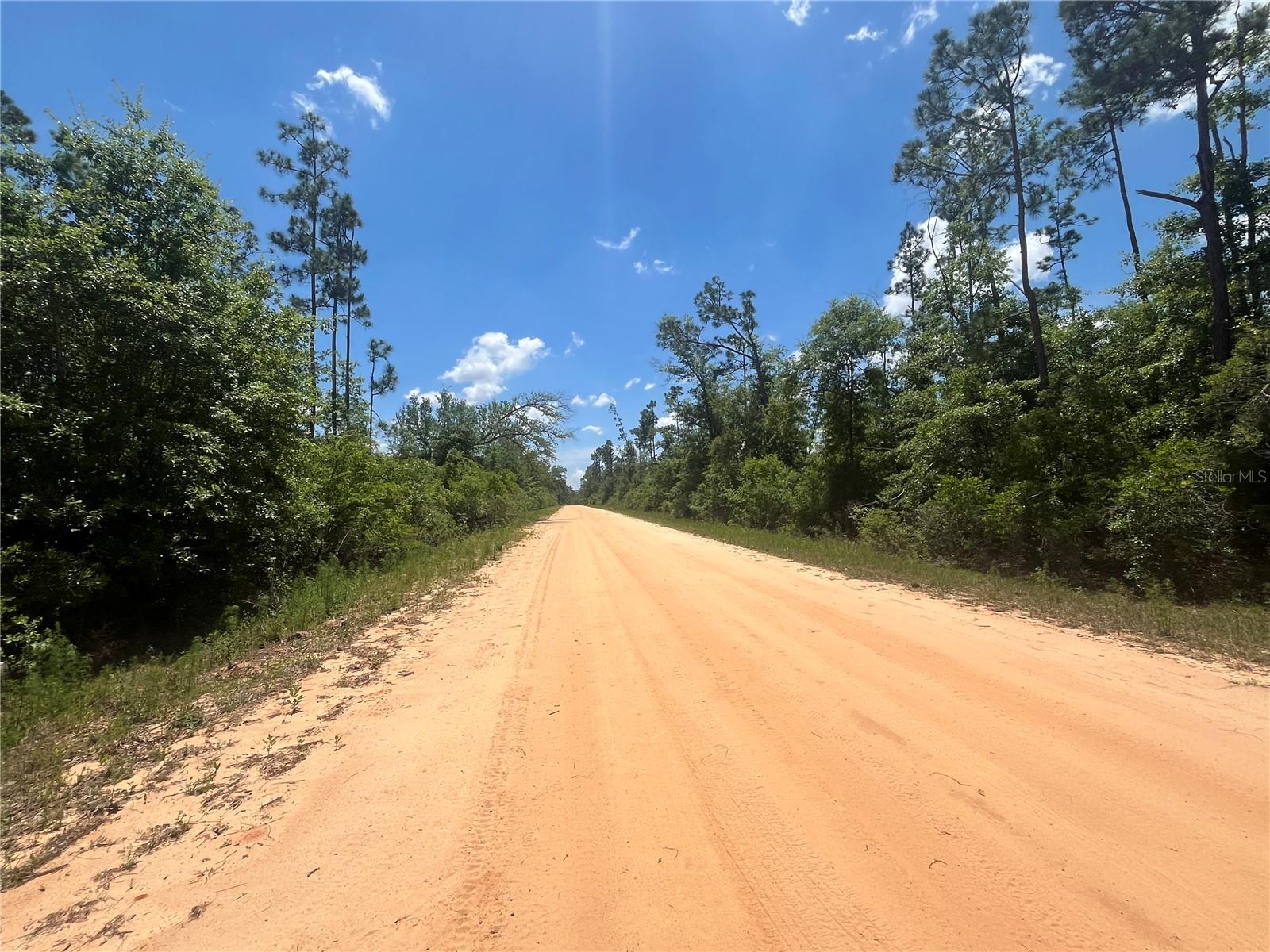 COMPASS LAKE HILLS - Land