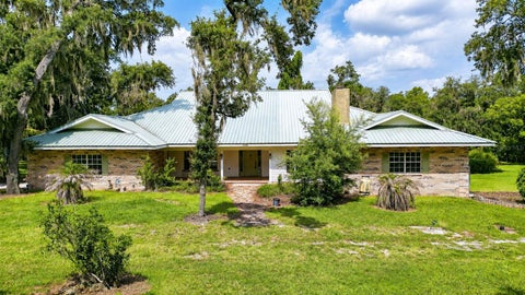 Photo of 914 S Miller Road, Valrico, FL 33594 (MLS # TB8531028)