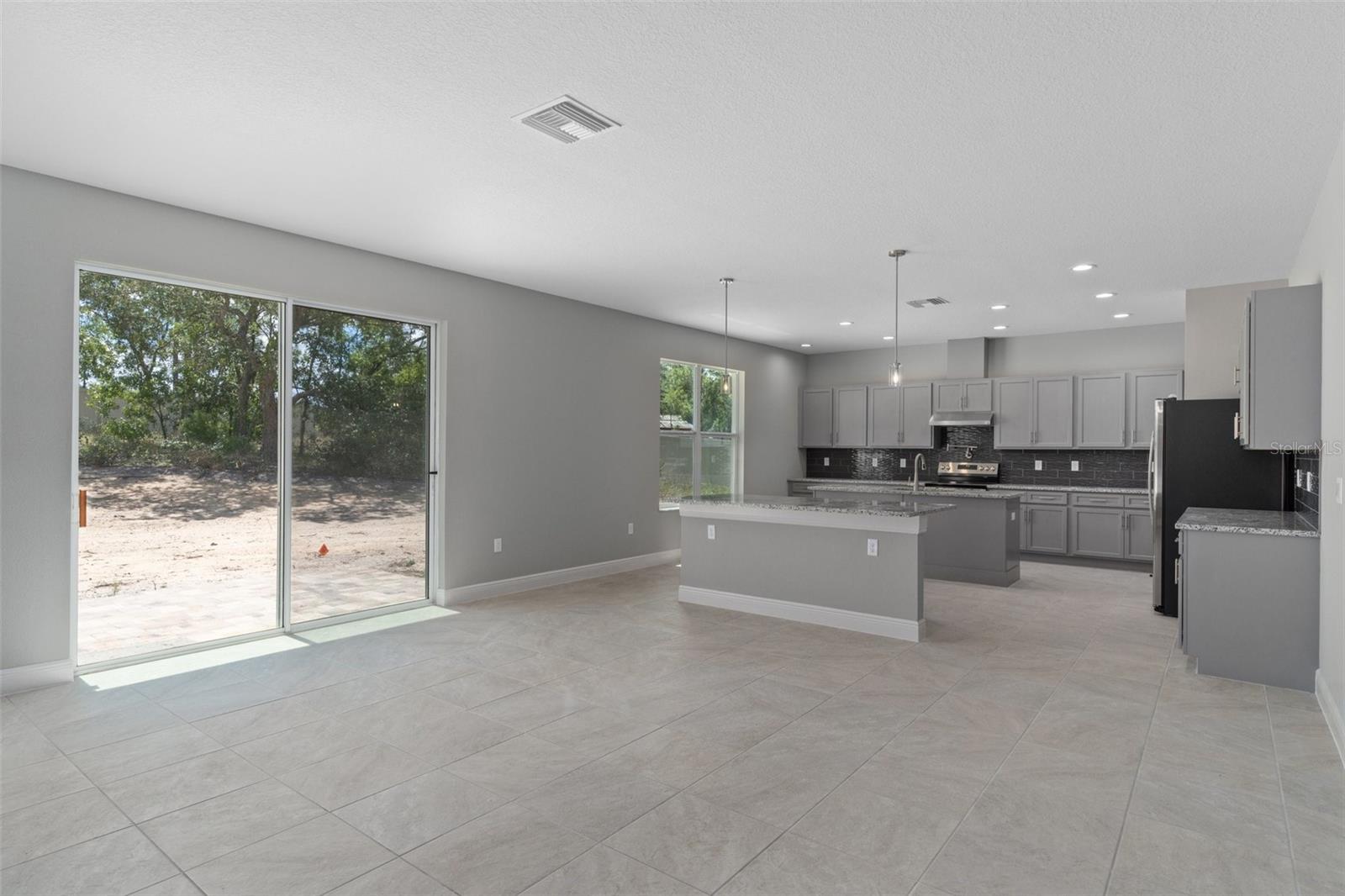 Photo 14 of 46 of 7356 MANDRAKE ROAD house