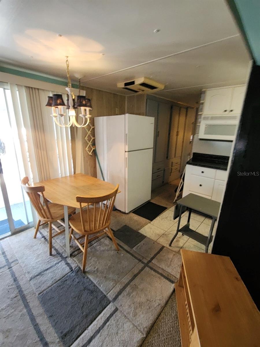 OUTDOOR RESORTS AMERICA - Residential Lease