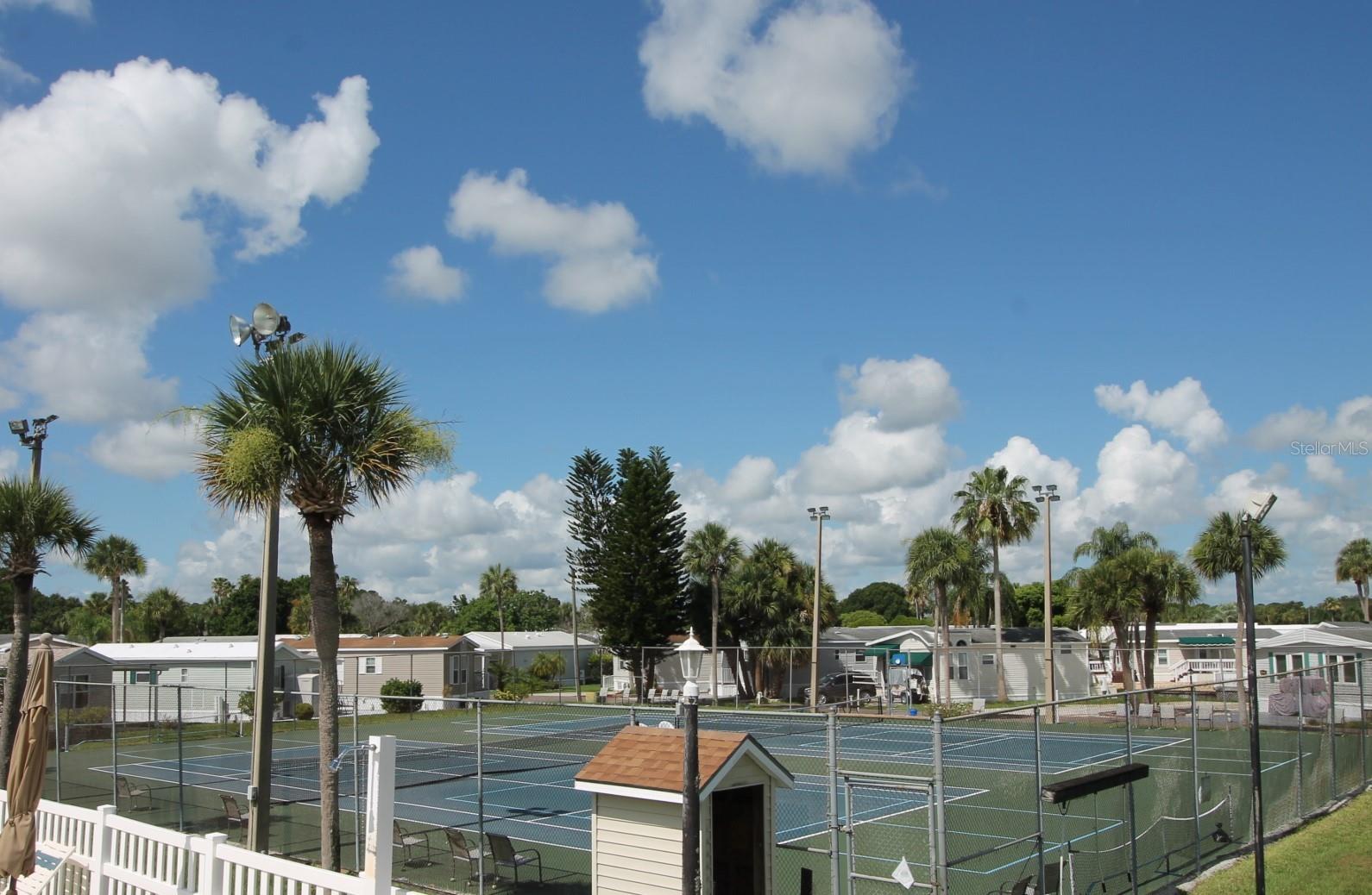 OUTDOOR RESORTS AMERICA - Residential Lease