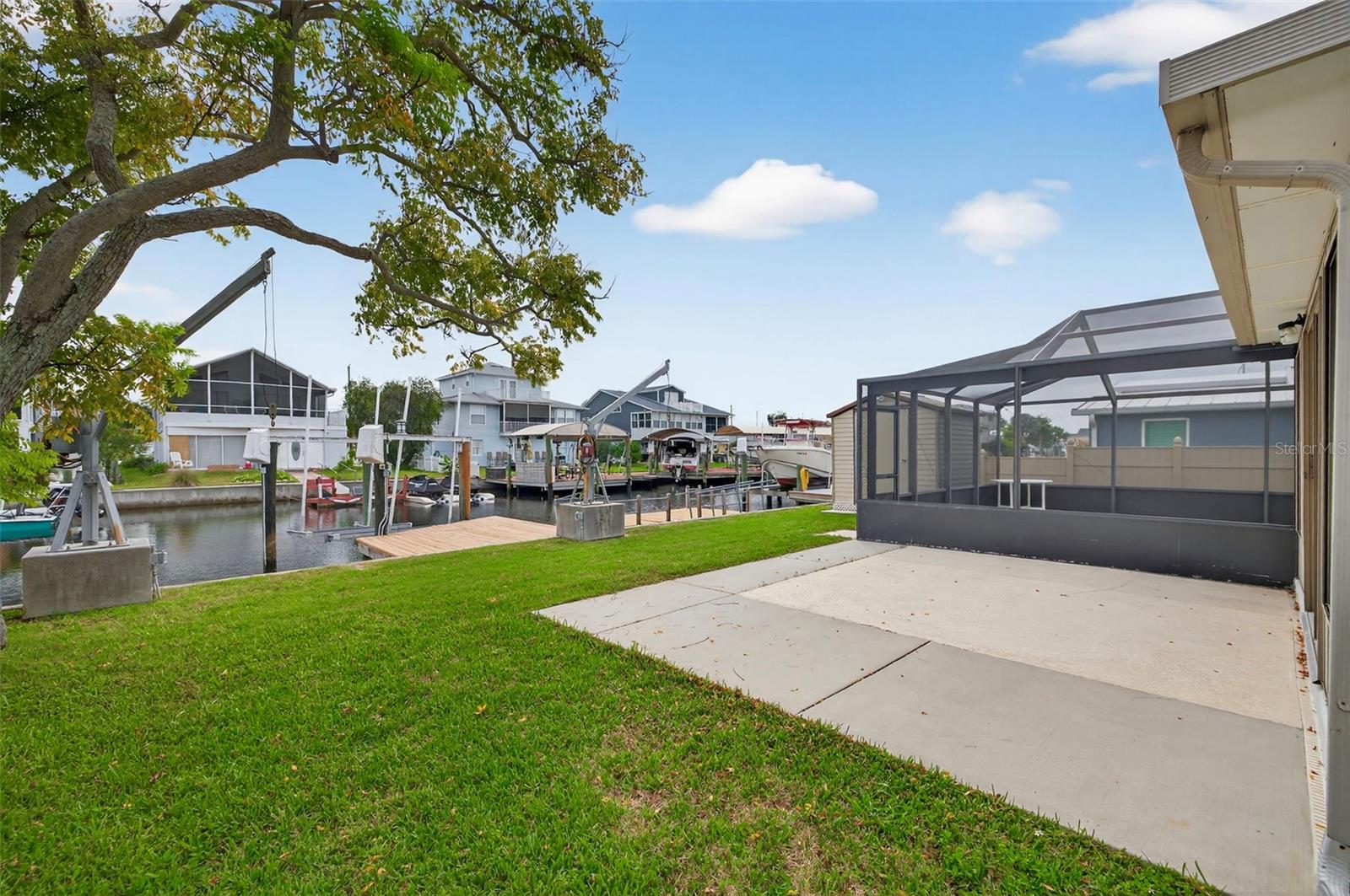 HUDSON BEACH ESTATES - Residential