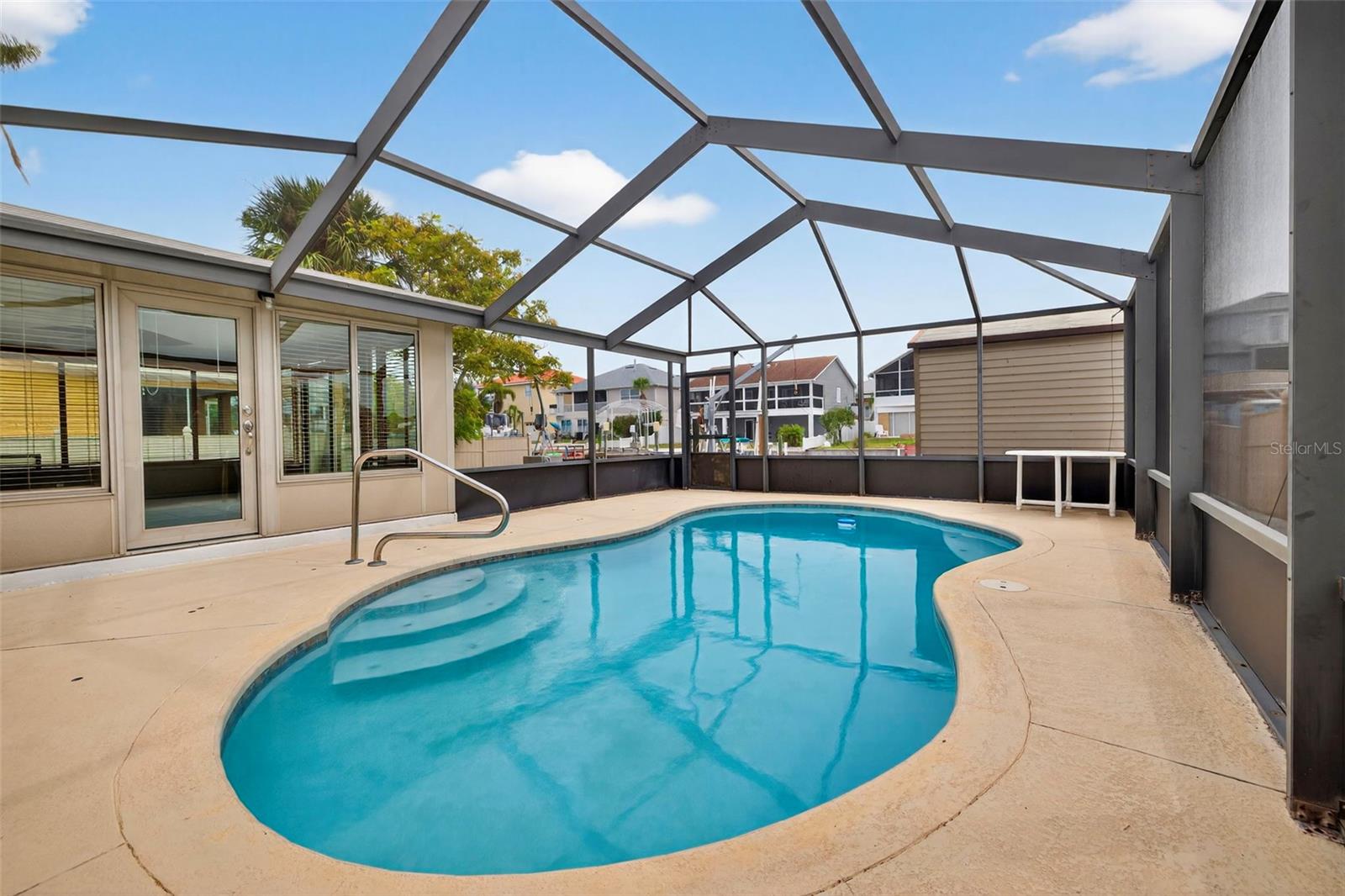 HUDSON BEACH ESTATES - Residential