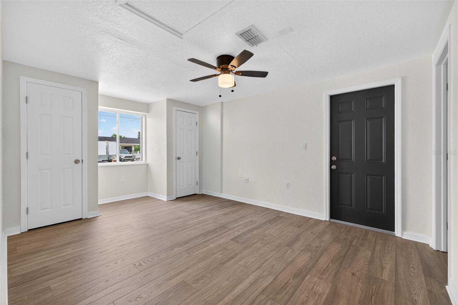 HUDSON BEACH ESTATES - Residential