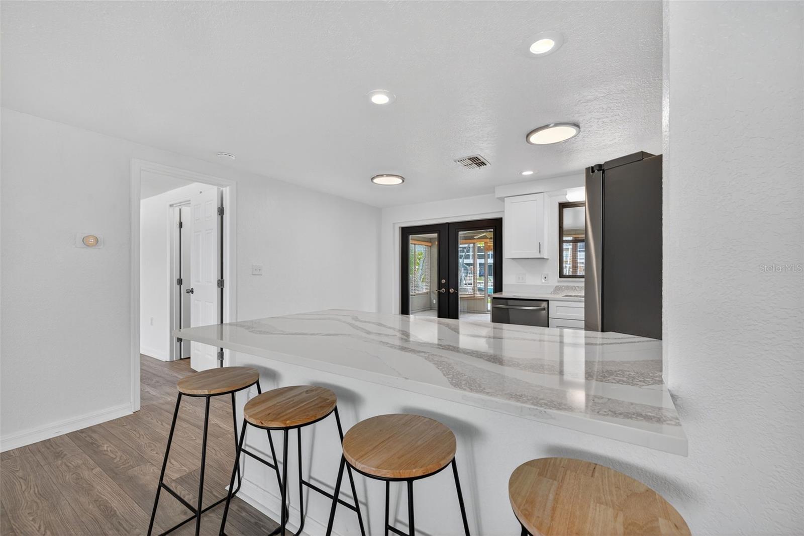 HUDSON BEACH ESTATES - Residential